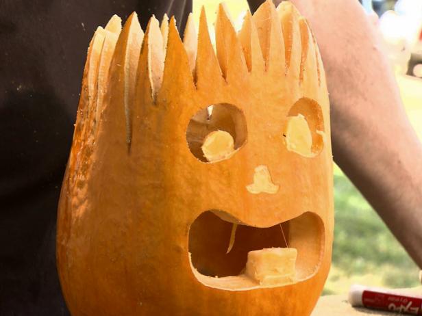 Halloween Pumpkin Carving: Electro Jack O' Lantern how 