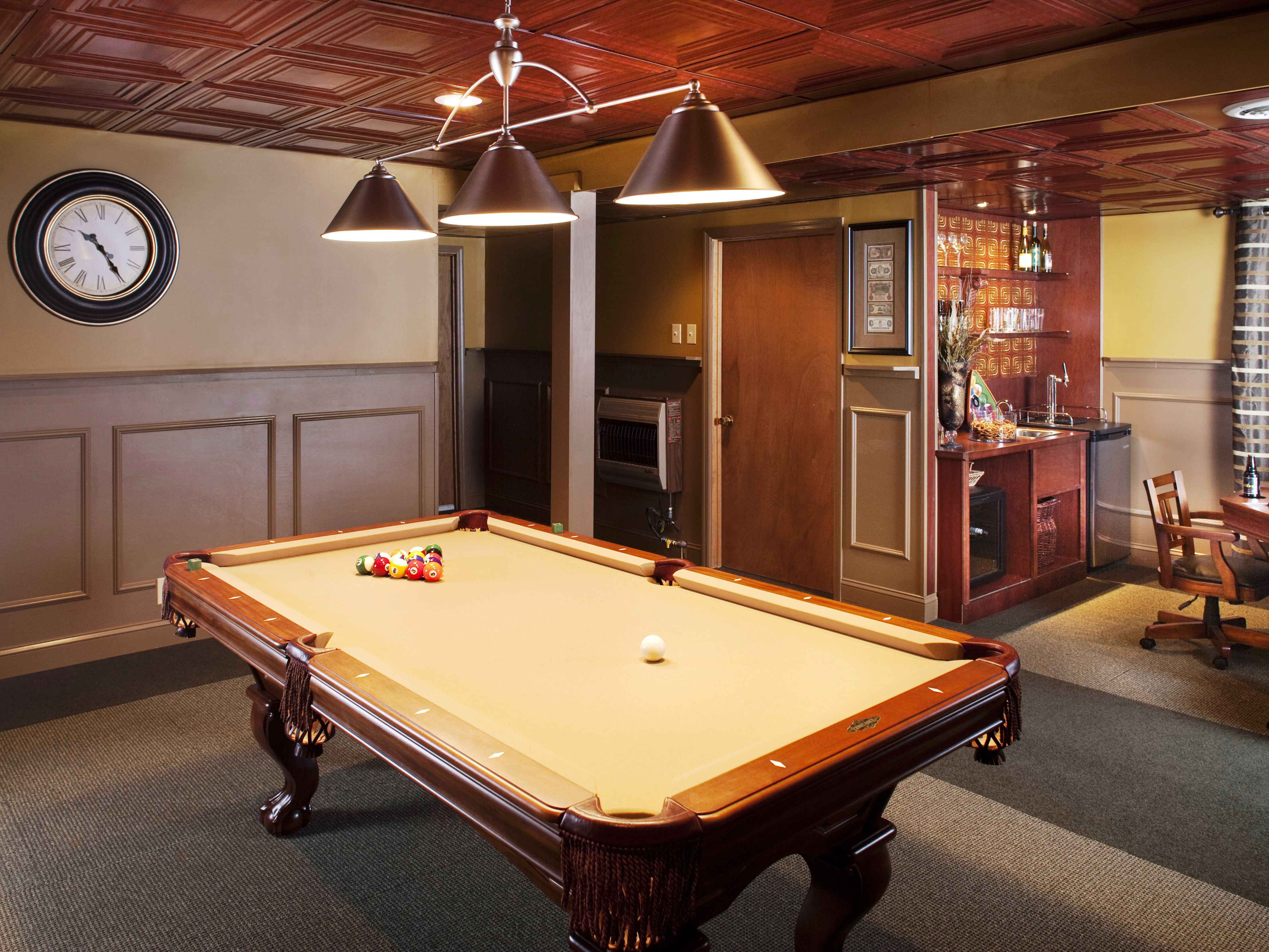 billiards bar