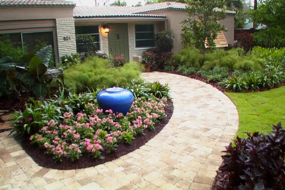 Front Yard Landscaping Ideas | DIY