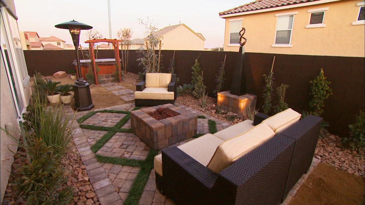 Backyard landscape patio