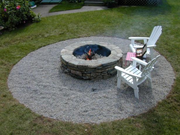 Fire pit without mulch