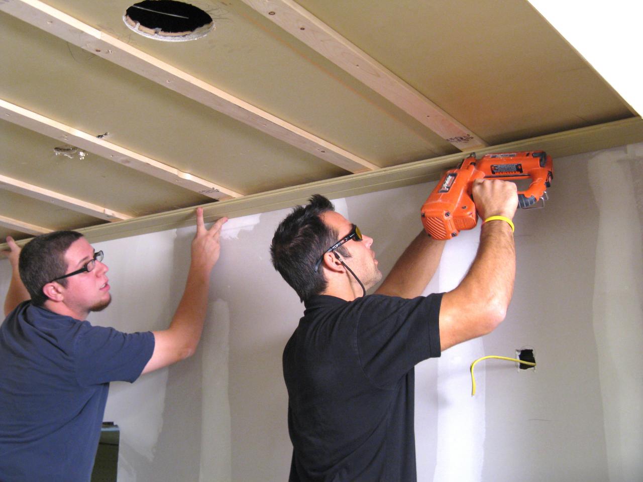 How to Install a Tongue-and-Groove Plank Ceiling | how-tos ...