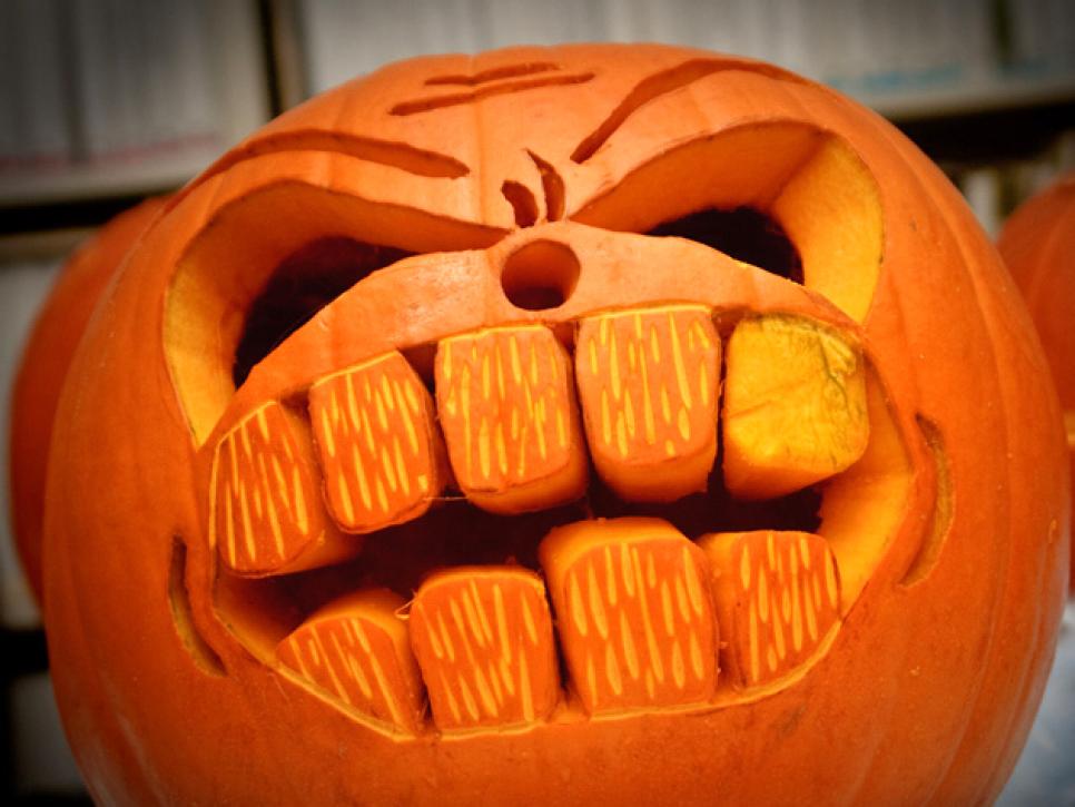 22 Traditional Pumpkin Carving Ideas | DIY