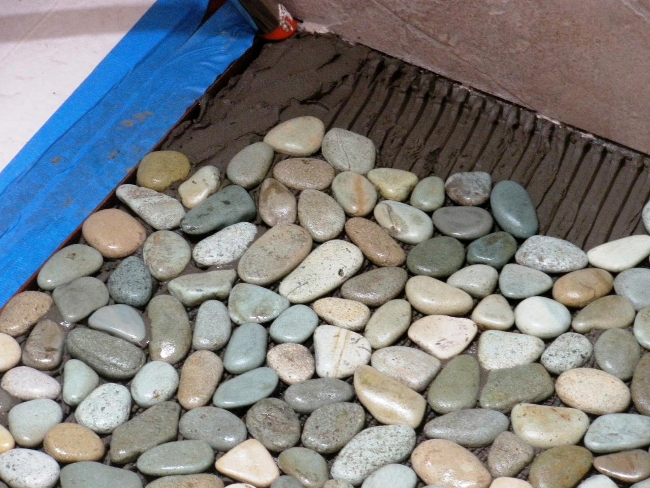 How To Lay A Pebble Tile Floor How Tos Diy