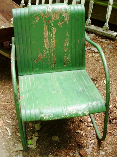 Metal Furniture And Decor, How To Paint Old Metal Patio Furniture