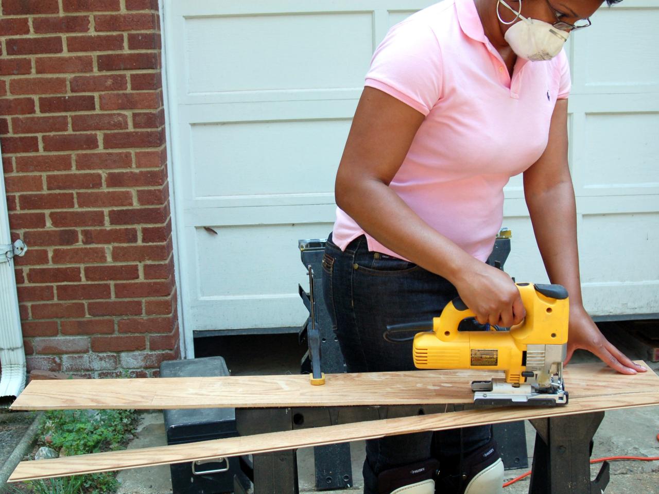 How To Install A Laminate Floating Floor How Tos Diy