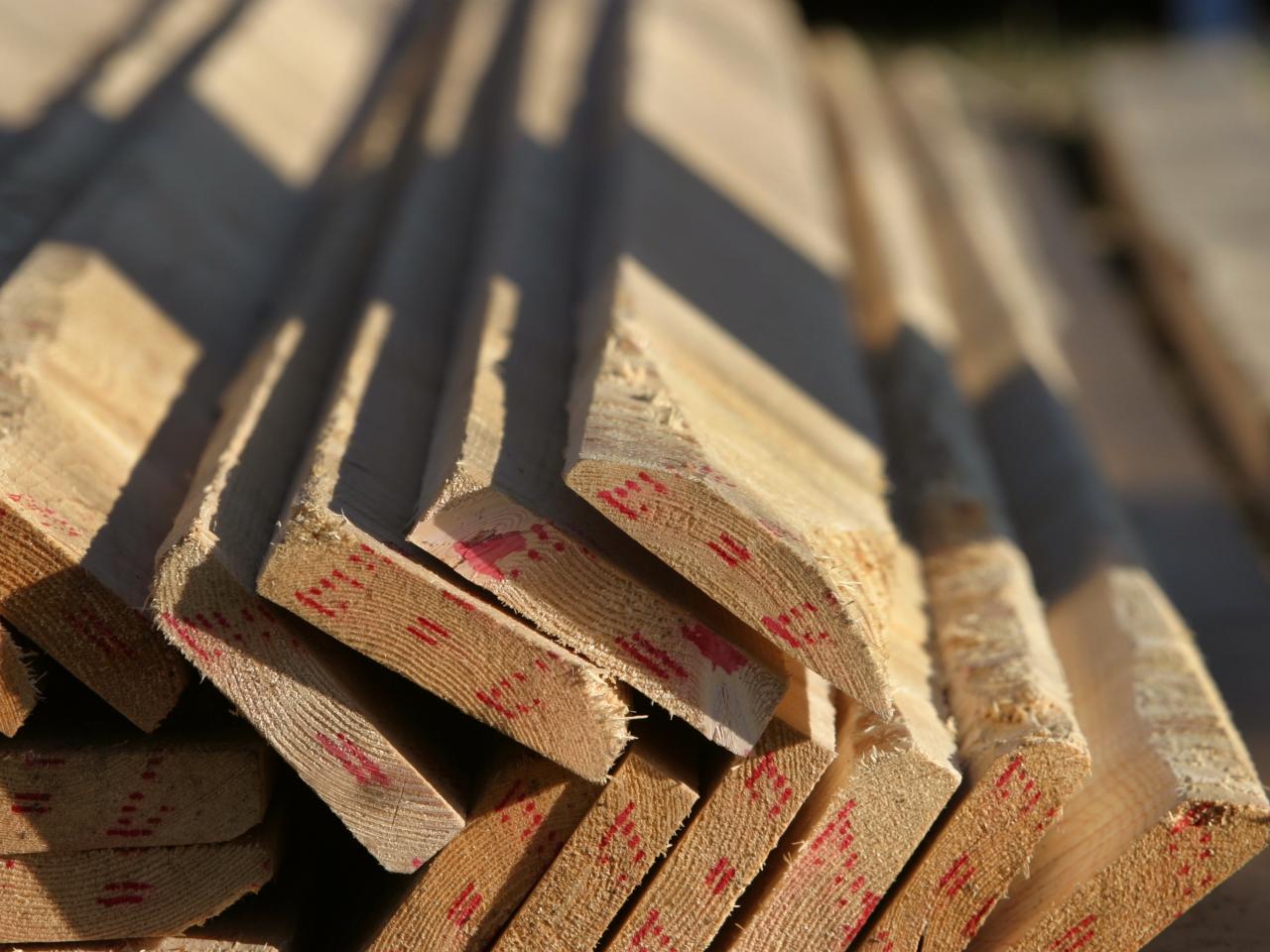 Lumber Buying Tips And Tricks | DIY