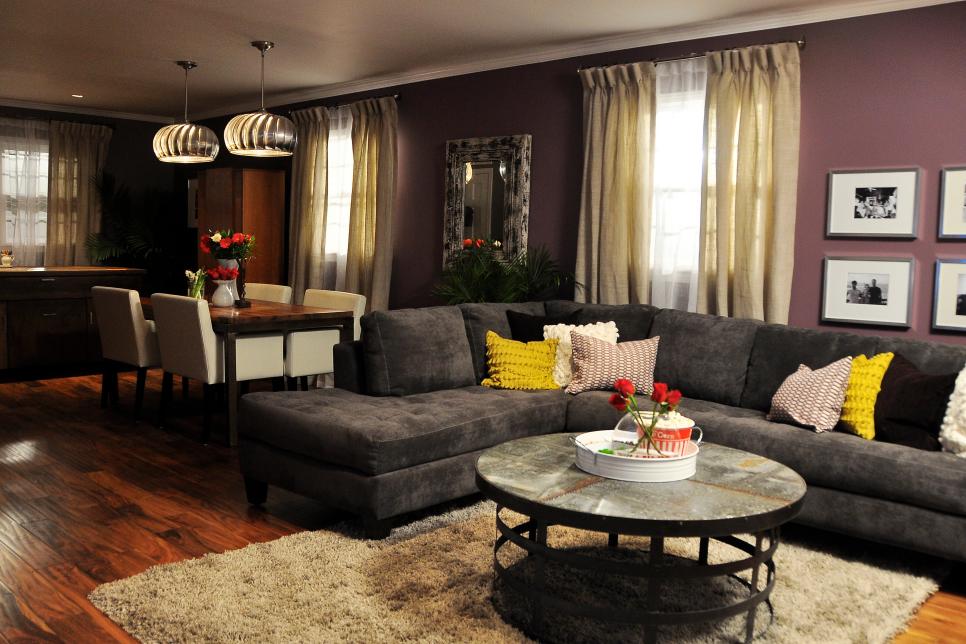 Turn Wasted Space to Lounge Space DIY