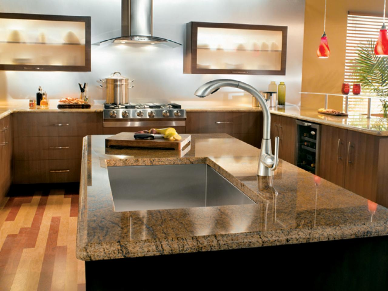 Contemporary Kitchen Island With Stainless Steel Sink And Faucet | DIY
