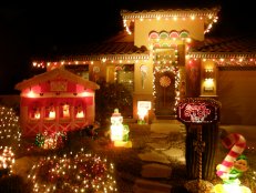 Candy-Themed Christmas House Display 