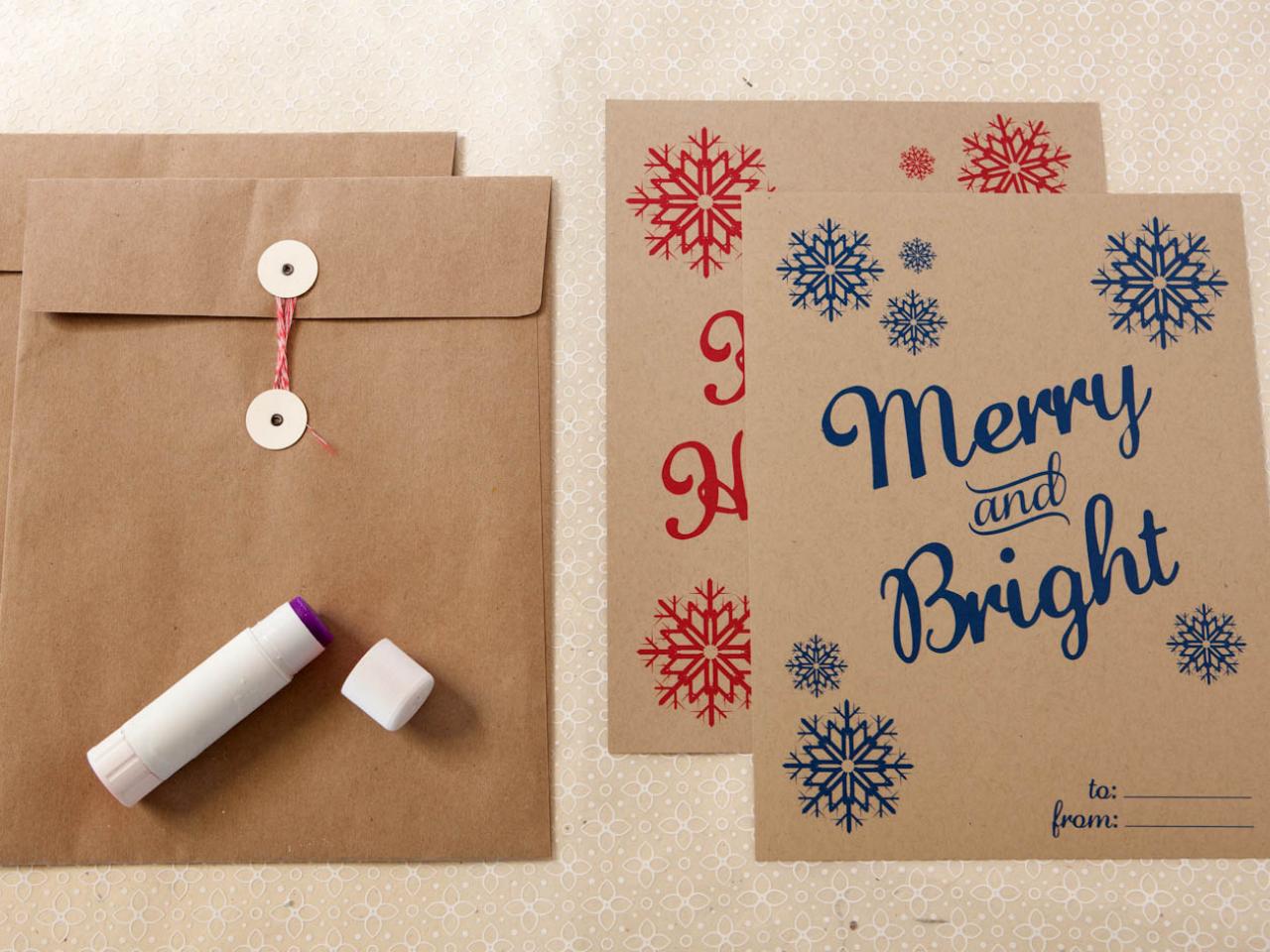 How to Make Gift Envelopes for Christmas howtos DIY