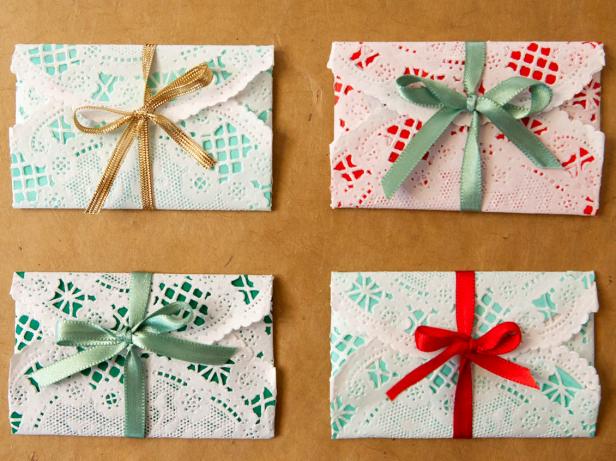 How to gift wrap with a pocket for inserting cards