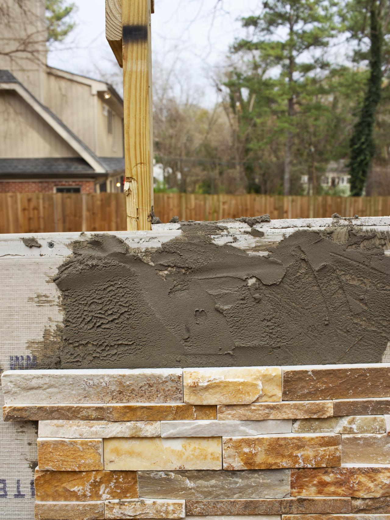 Outdoor Stacked Stone Fireplace, What Type Of Mortar For Outdoor Fireplace