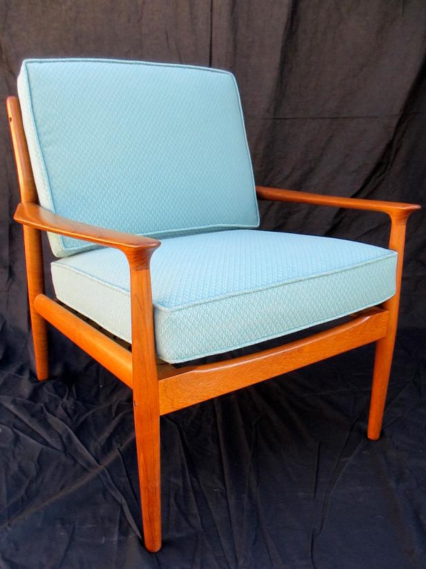 How To Refinish A Vintage Midcentury Modern Chair Diy