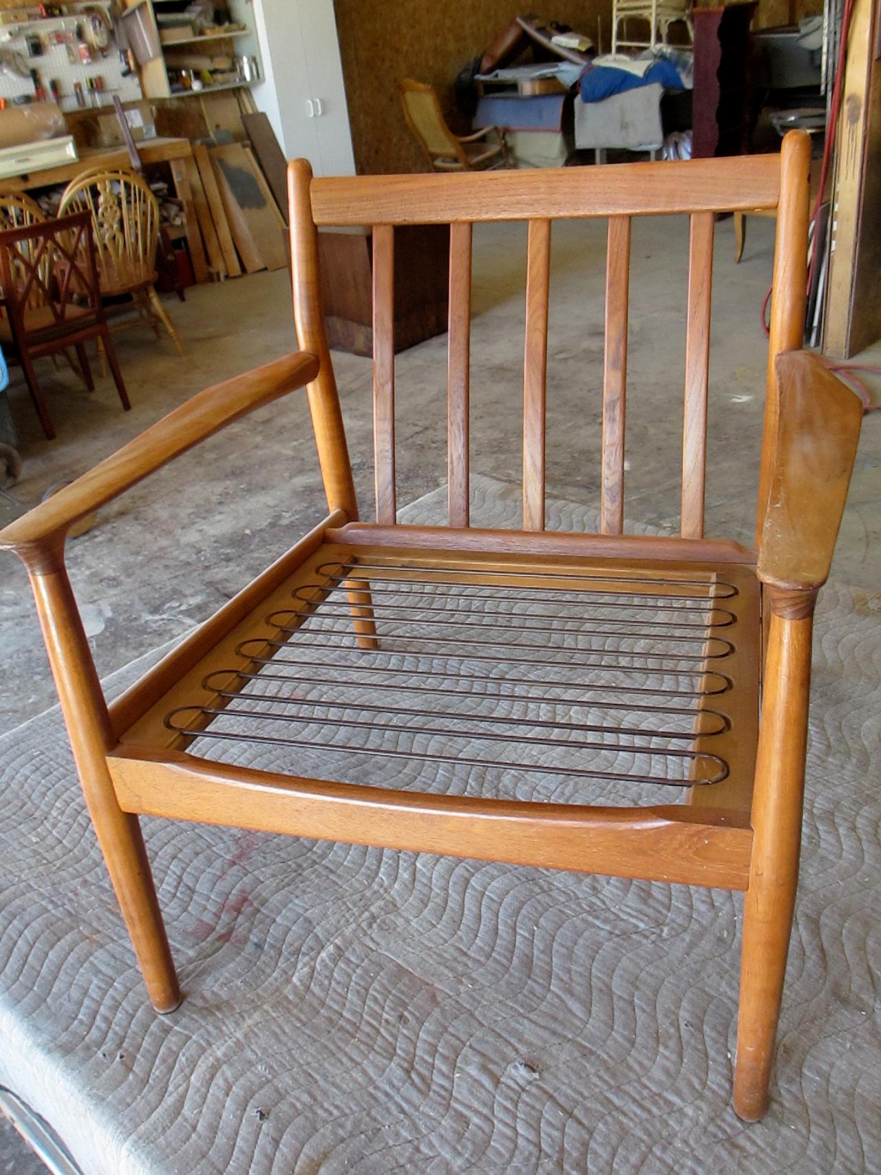 How To Refinish A Vintage Midcentury Modern Chair Diy