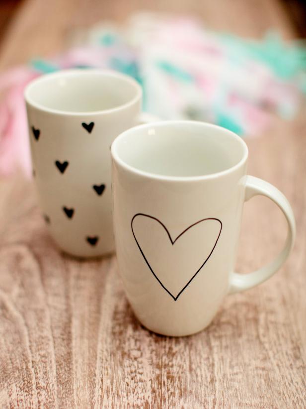 CI-Rennai-Hoefer_Valentine-brunch-heart-coffee-cup_v