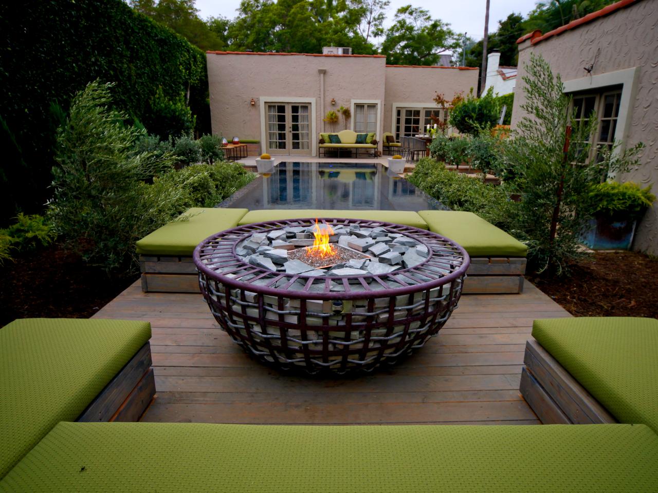 Backyard fireplace ideas