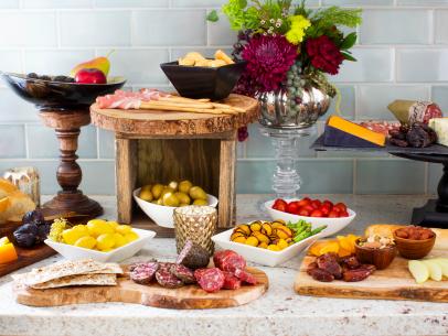 How To Host A Stock The Bar Wedding Shower Diy How To Host A Stock The Bar Wedding Shower Diy