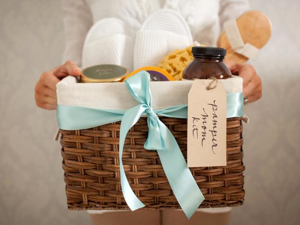 gift basket for mom after delivery