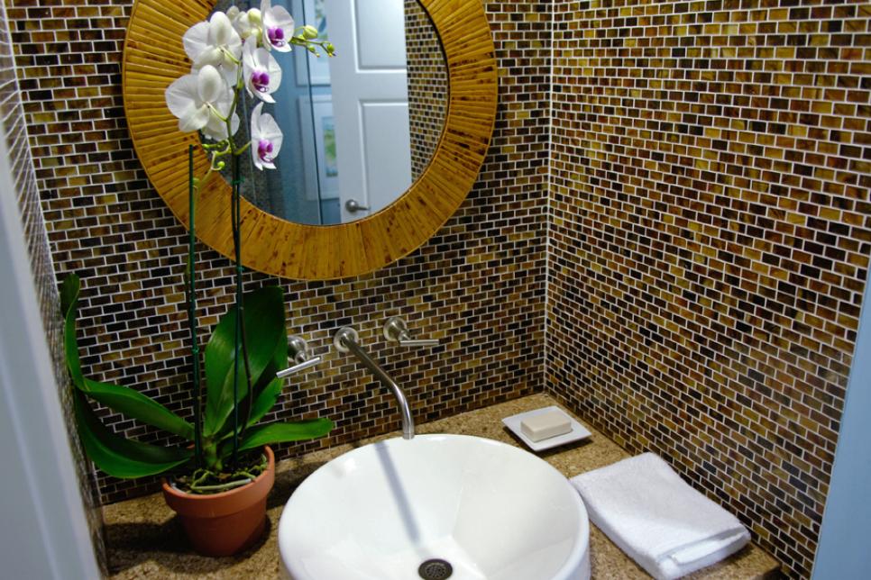 Photos of Stunning Bathroom Sinks, Countertops and Backsplashes DIY