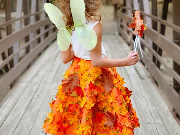 How To Make a Woodland Fairy Halloween Costume | how-tos | DIY