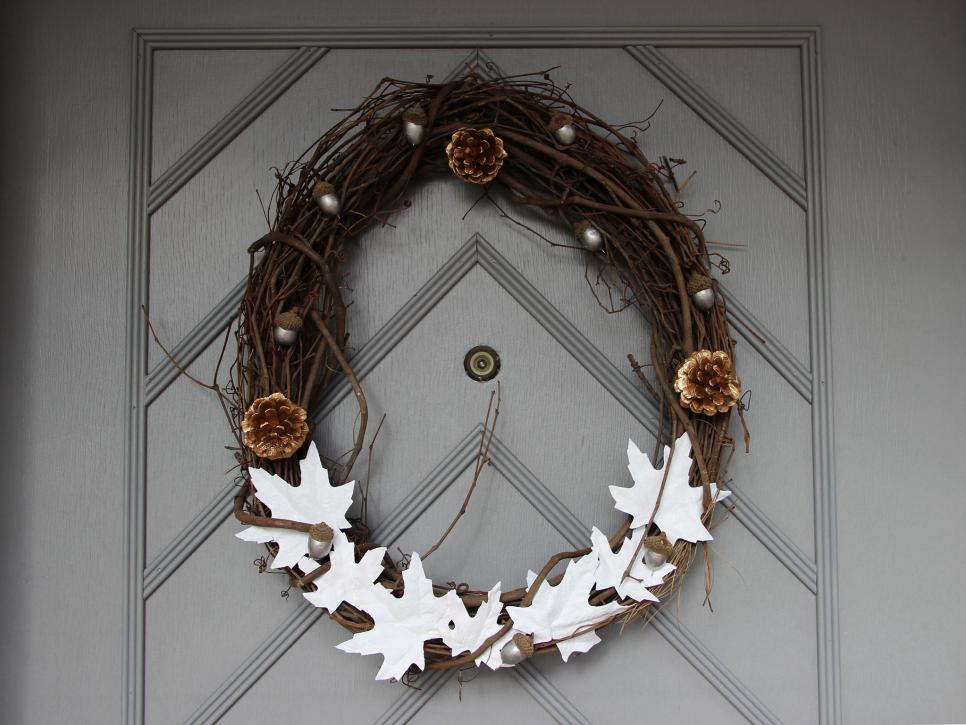 Make Your Own Thanksgiving Door Wreath Diy