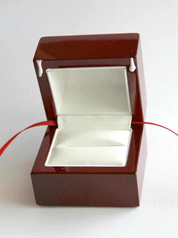 ornament ring box