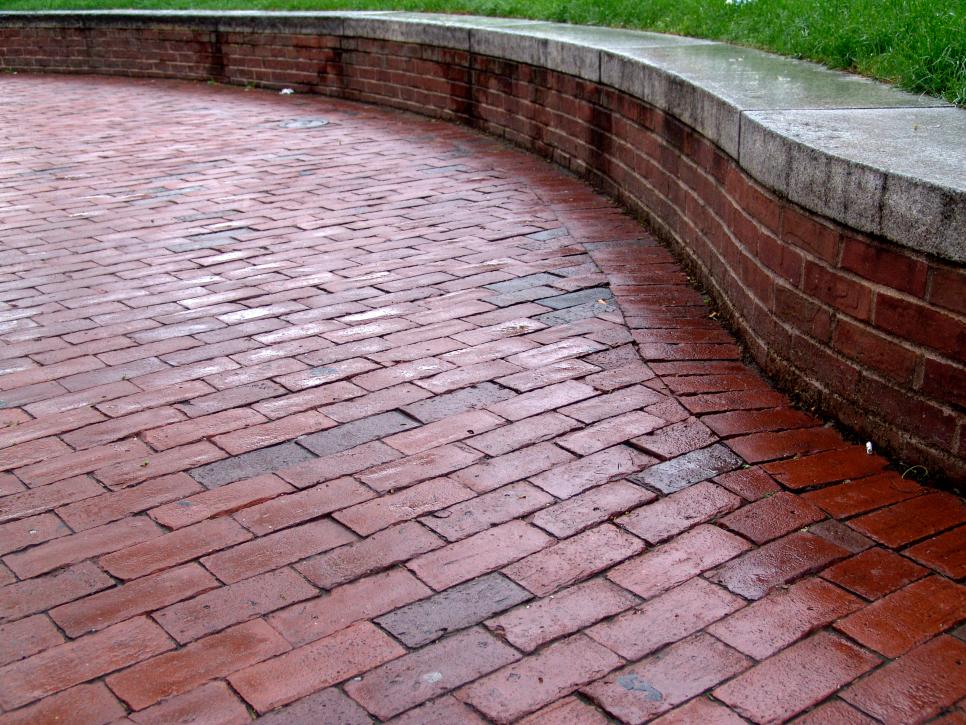 10 Tips and Tricks for Paver Patios | DIY