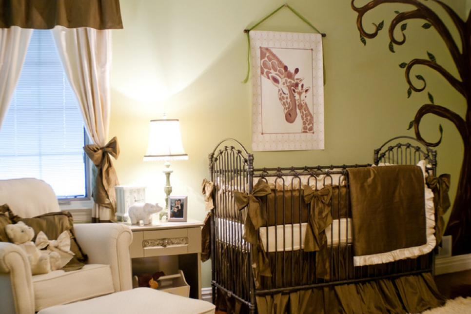 Pictures and Tips for Creating a Stylish Baby Room | DIY