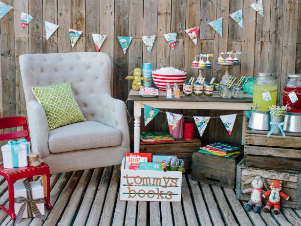 Book Themed Baby Sprinkle Shower Ideas | DIY