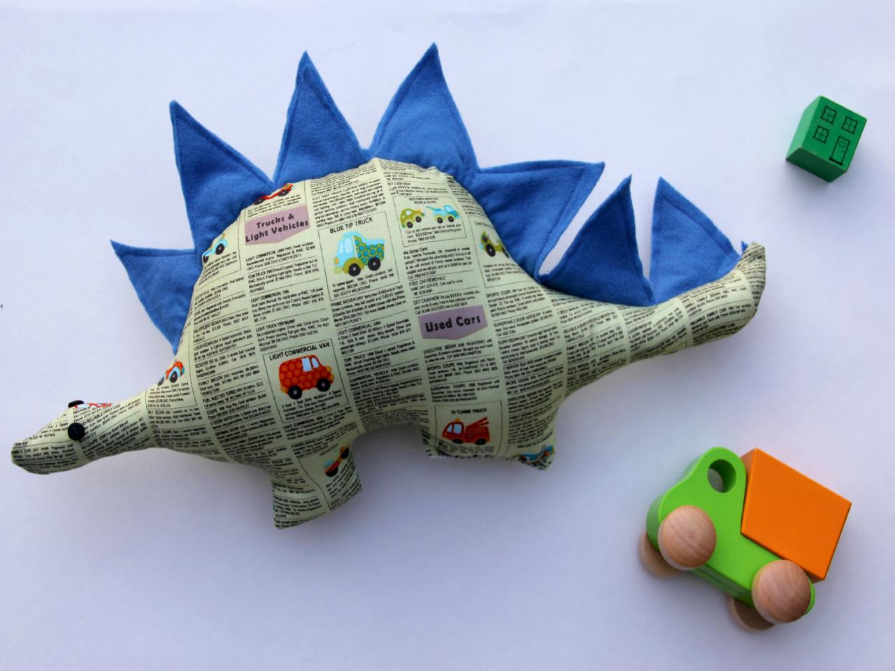 diy dinosaur plush