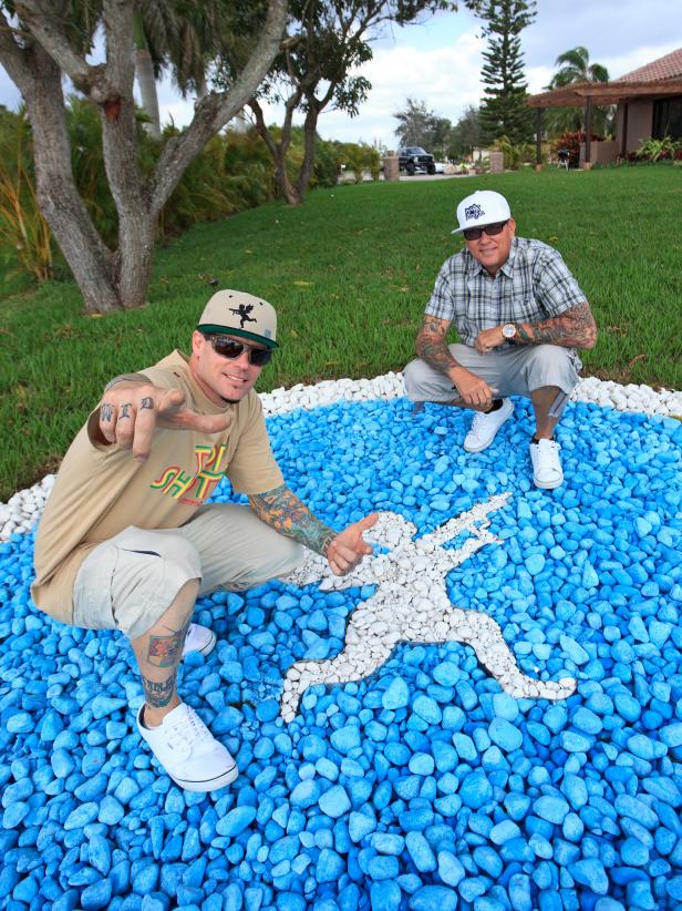 Behind the Build: An Inside Look at Vanilla Ice and His Crew | The ...