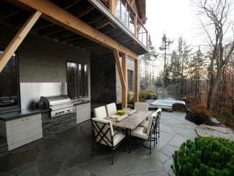 Outdoor Dining Room and Hot Tub in Modern Terrace 