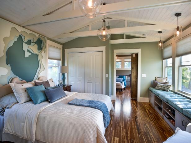 Master Bedroom Pictures From Blog Cabin 2014 | DIY Network ... mexico bad electrical wiring 