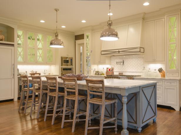 How to organize a kitchen island: 10 expert ways