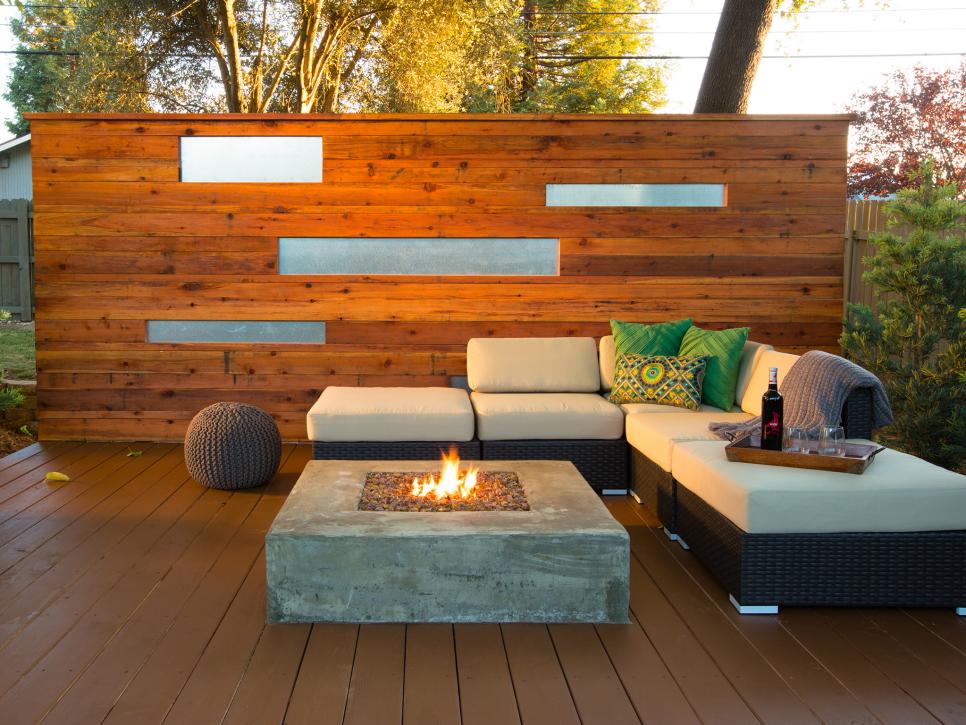 Backyard deck design ideas