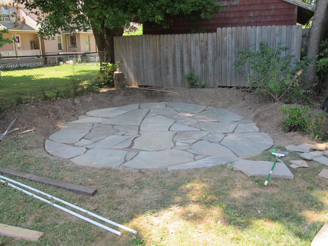 Flagstone Patio with Irregular Stones 