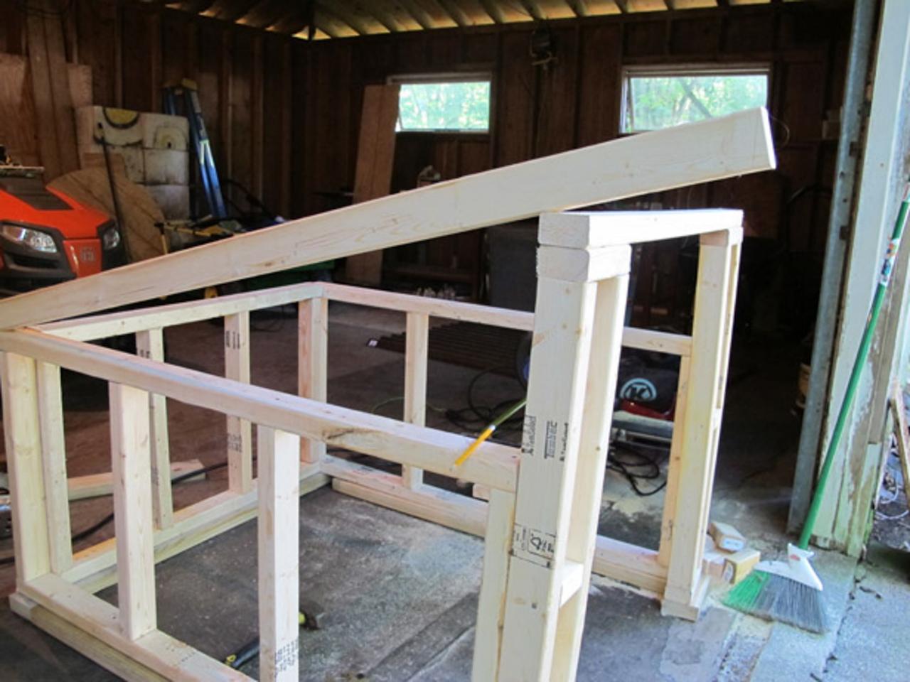 How to Build A Modern Dog House how-tos DIY