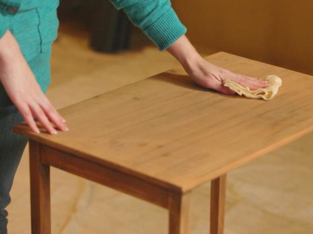 Sanding And Preparing Wood Before Staining Diy - How To Sand And Restain Table