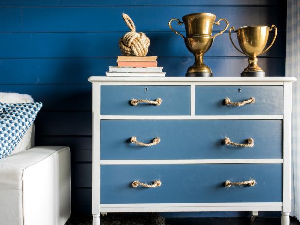 Using two shades of paint and a roll of sisal rope, transform a humdrum wooden dresser into a masculine masterpiece for a boyâ  s room.