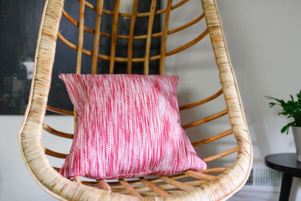 How To Make A Throw Pillow From A Flat Weave Rug How Tos Diy
