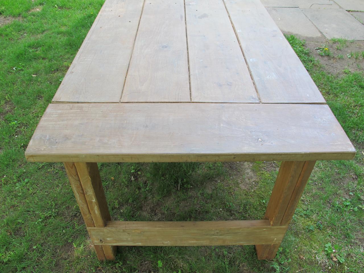 how to apply a wax finish to an outdoor picnic table how