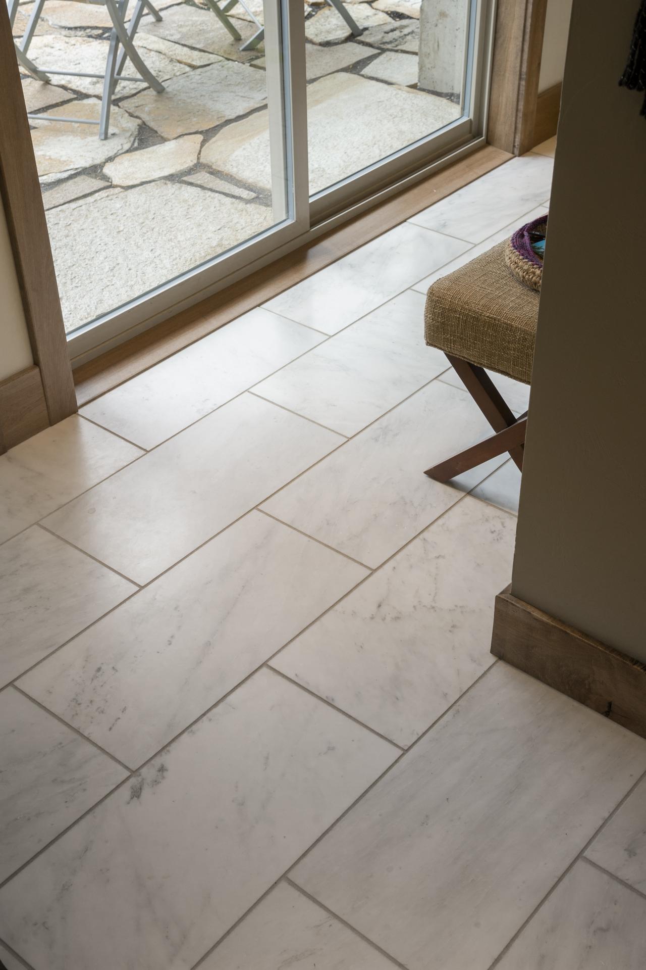 The Pros And Cons Of Marble Tile Diy