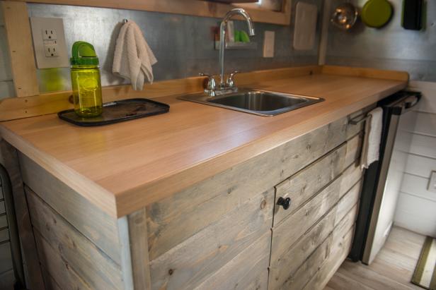 Choosing Countertops: Laminate | DIY