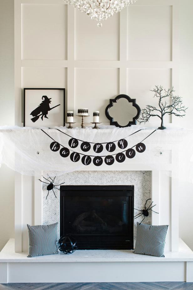 how-to-make-a-chic-black-and-white-halloween-banner-how-tos-diy