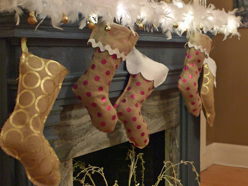 22 Christmas  Stocking  Patterns for FREE DIY 