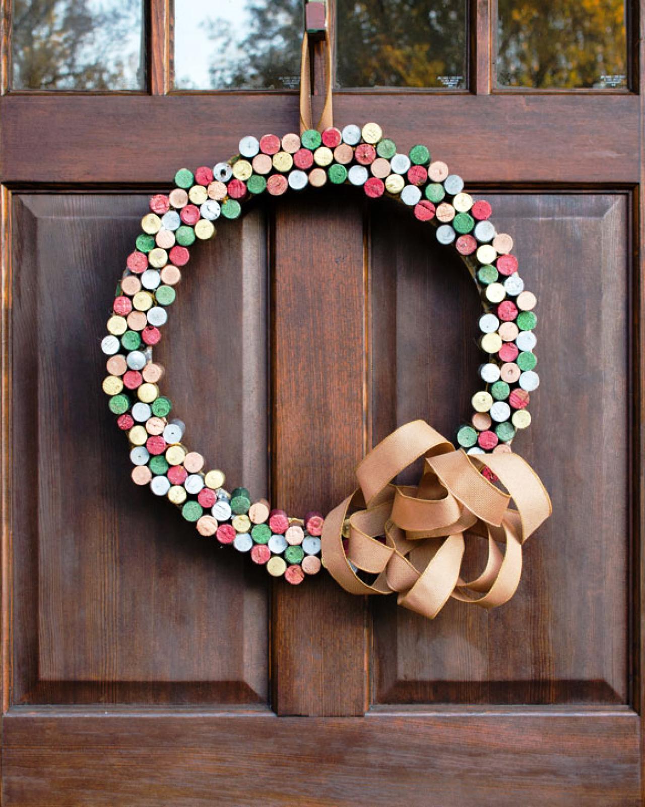 Cork Wreath How-To | DIY Network Blog: Made + Remade | DIY