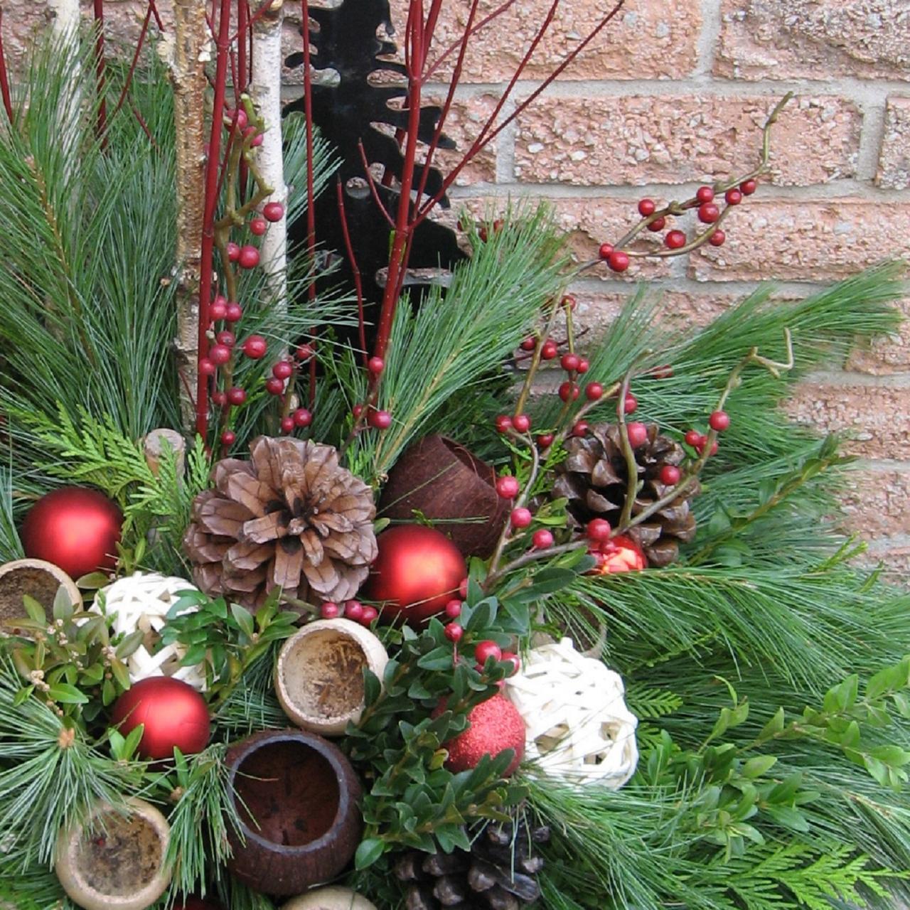 Ideas for Outdoor Christmas Pots