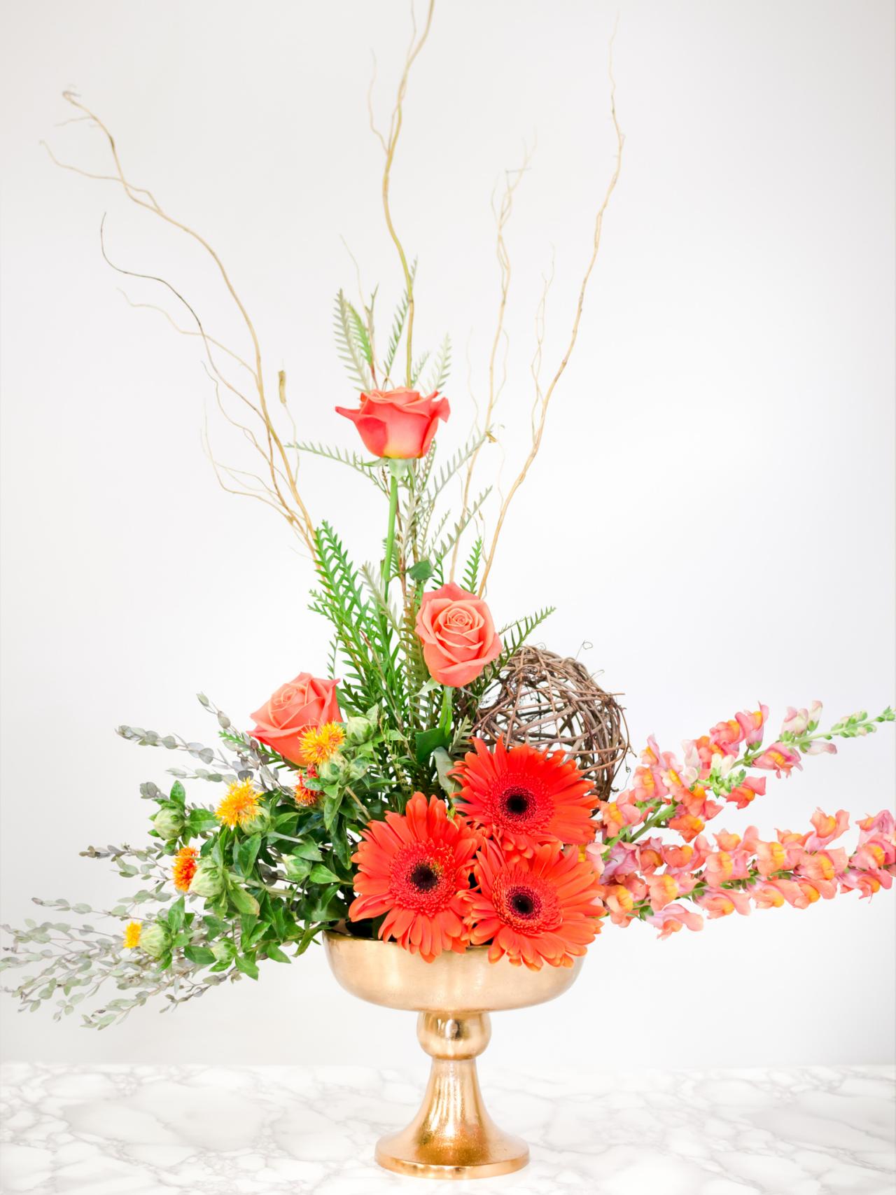 52 Easy Flower Arrangement Ideas - Creative DIY Floral Displays