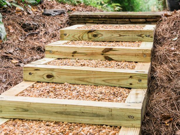 How to Build Outdoor Wood Steps | how-tos | DIY